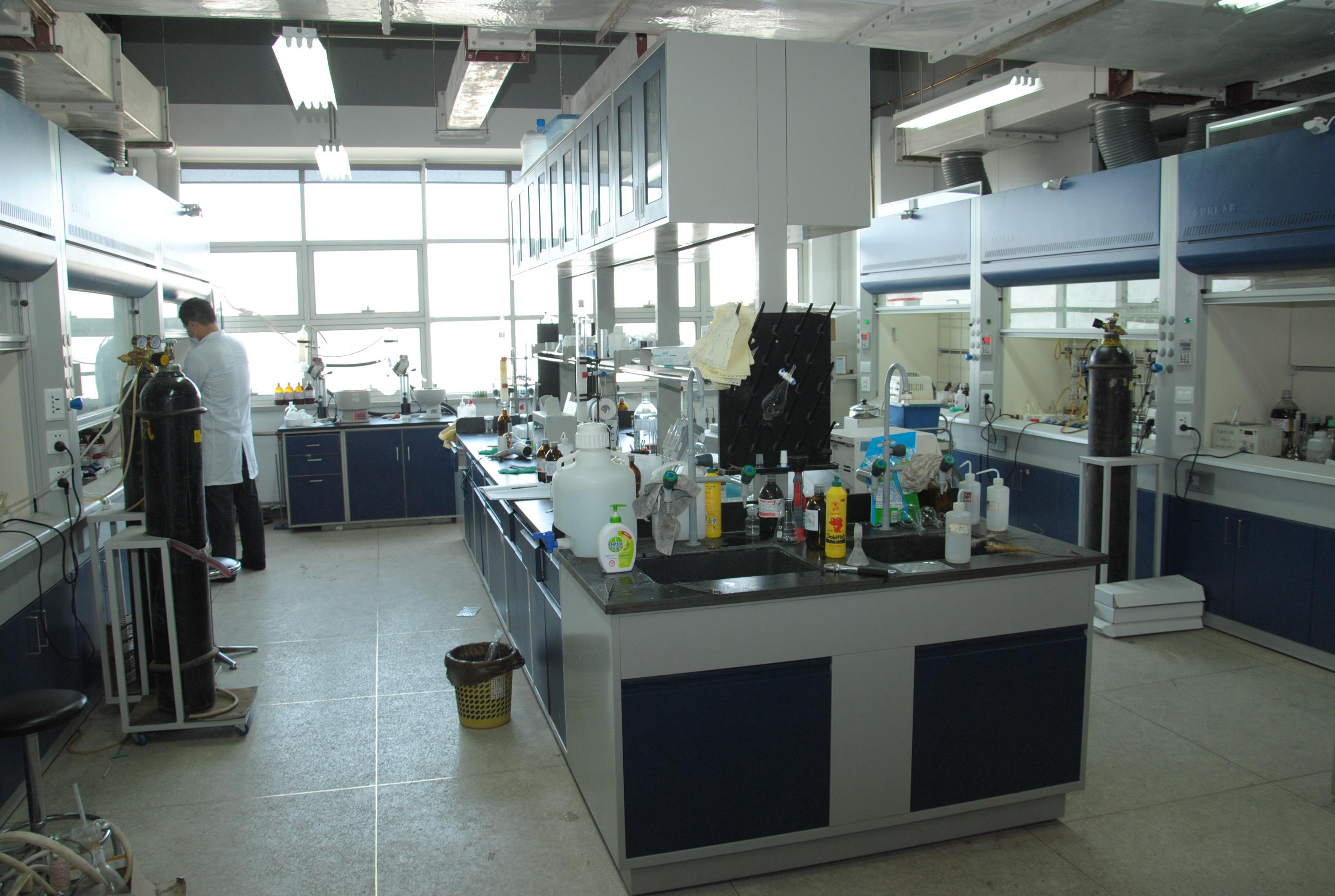 <a href=http://www.xibaonaifen.cn/qiyefuwu/ target=_blank class=infotextkey></a>